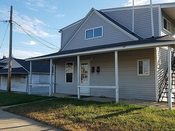3rd image of 815 W North St