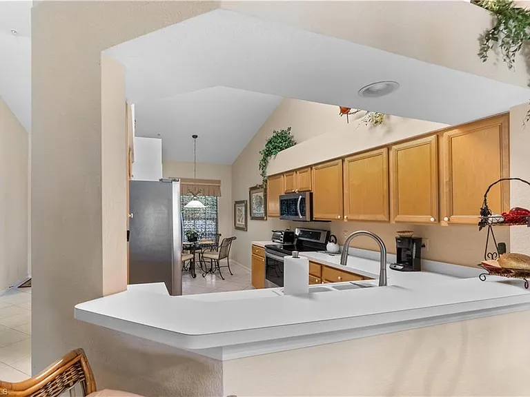 1980 Willow Bend Cir #7-204 — Photo 5