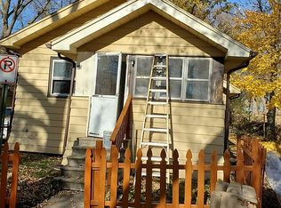 40 Bennett St, Pontiac, MI 48342