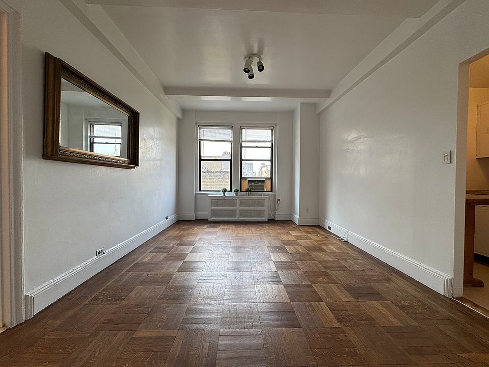 1st image of 225 Central Park N APT 618A