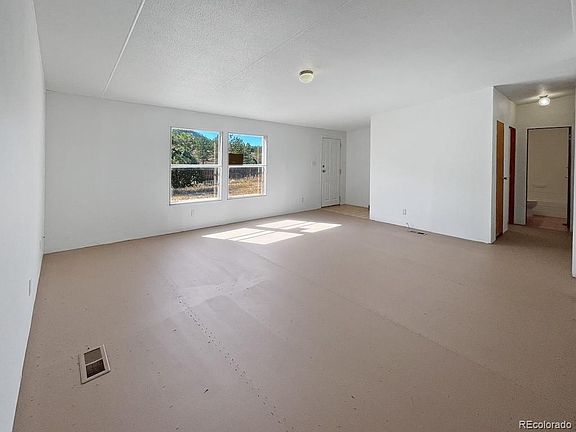 3rd image of 594 Texas Creek Lane