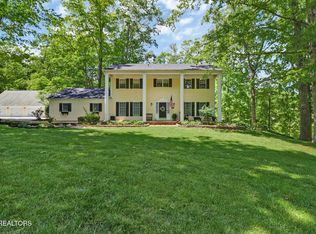 40 Snow White Dr, Crossville, TN 38572