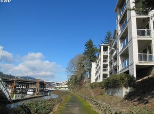 525 SE Marion St UNIT 8, Portland, OR