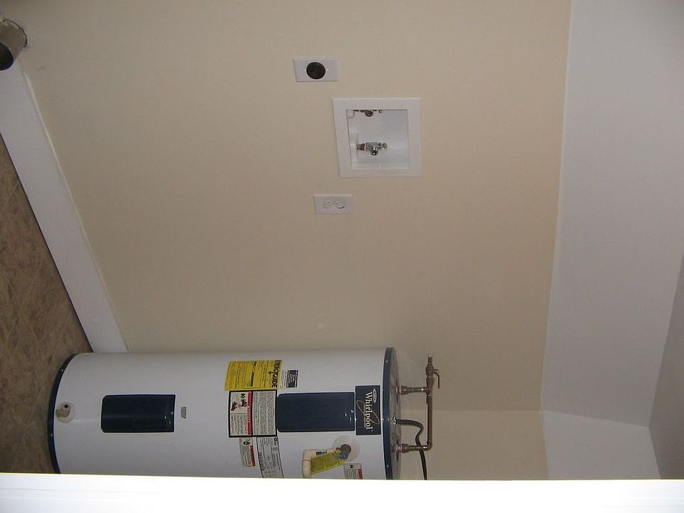 1st image of 125 Rock Springs Dr