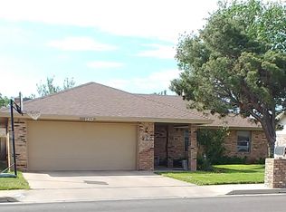 1417 W Caprock St, Hobbs, NM 88240