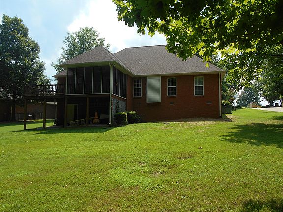 3rd image of 319 Bayhill Dr