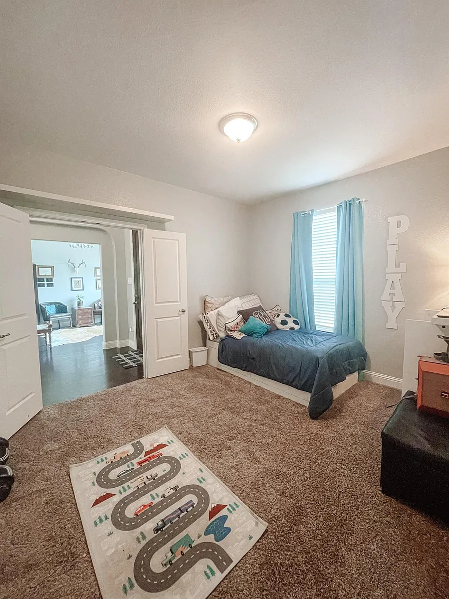 Front Bedroom with walk in closet - 15240 Saralily Way