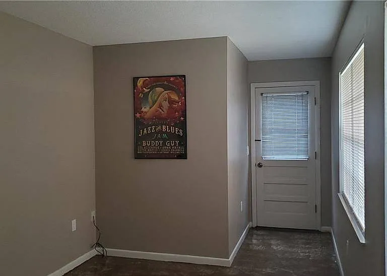 203 Longview Rd — Photo 9