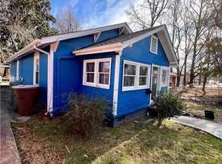 1625 Willow Rd, Greensboro, NC 27401