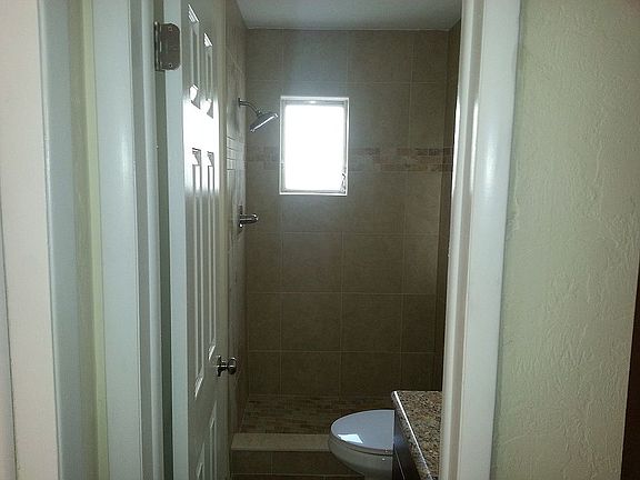 3rd image of 529 86th Ave N