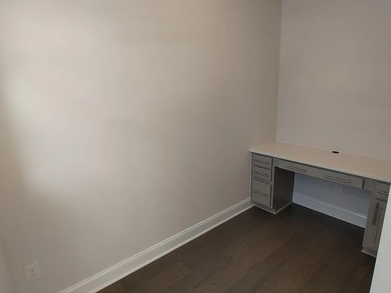 831 Amley Pl — Photo 10