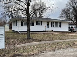 215 S Putnam St, Meredosia, IL 62665