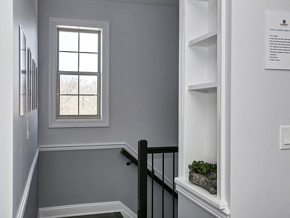 2nd image of 106 Johnson St