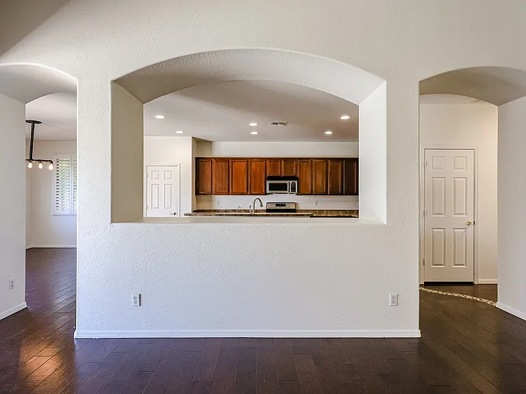 445 W Seagull Dr — Photo 7