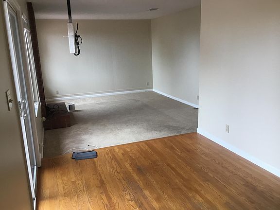 5th image of 2311 Cypress Ave