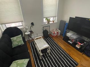 366 Riverway St #5, Boston, MA 02115
