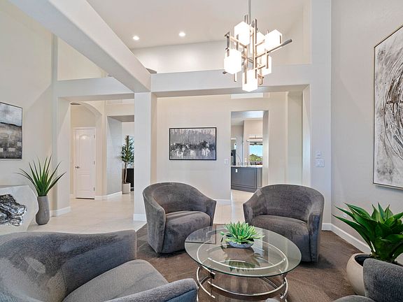 3rd image of 3840 N CALISTO Circle