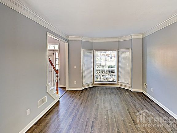 4th image of 1712 Greystone Trce SE