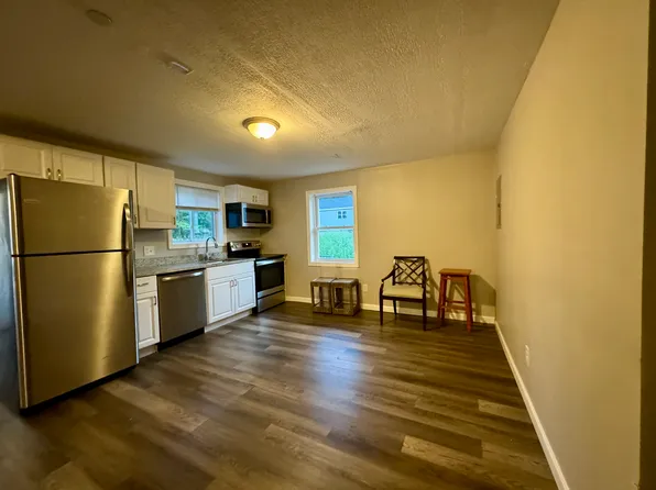 34 Granite St #1A, Fitchburg, MA 01420