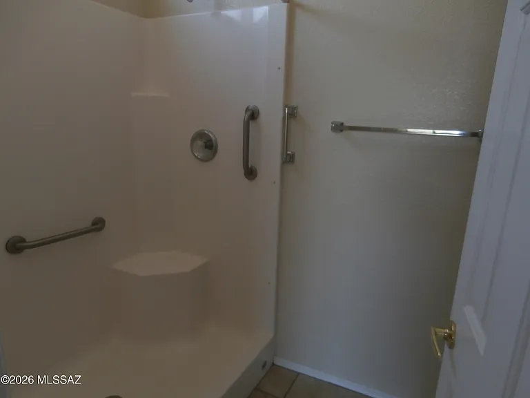 948 W Ashworth Rd — Photo 22