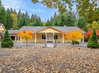 335 Cornett Ln, Cave Junction, OR 97523