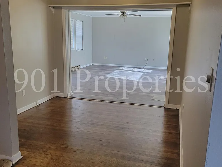 1730 Capri Rd — Photo 3