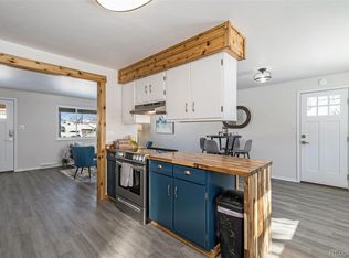 952 S Garland Way, Lakewood, CO 80226