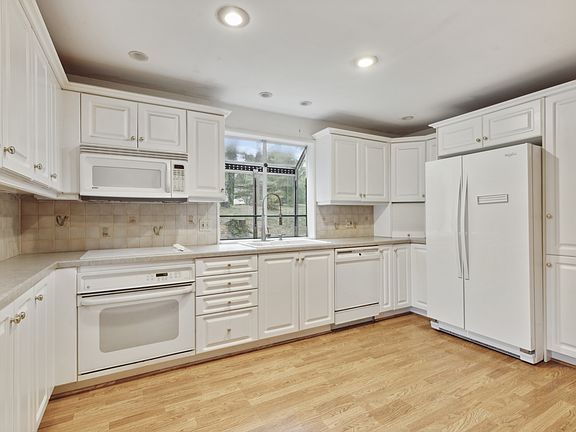 5th image of 1200 Scherfel Blvd #1