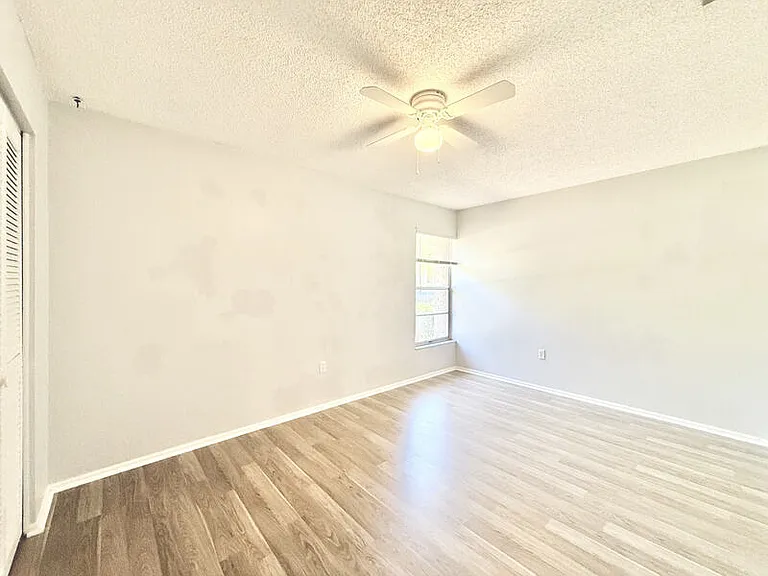 3777 Gatewood Dr — Photo 36