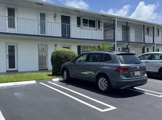 1118 Lake Ter APT 214, Boynton Beach, FL 33426