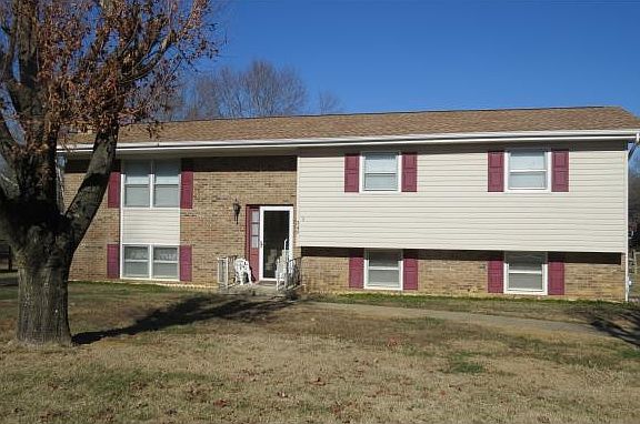 2nd image of 731 Heritage Dr