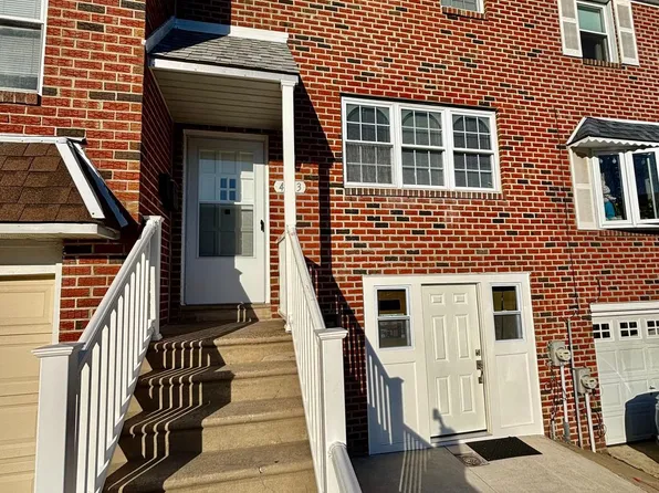 4703 Saint Denis Dr, Philadelphia, PA 19114