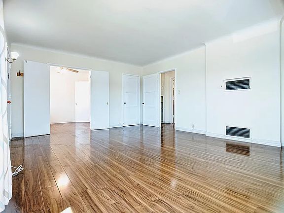 4th image of 29 N Curtis Ave APT C
