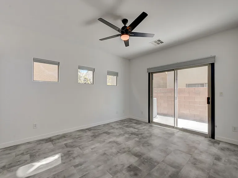 9929 Markhorn Ct — Photo 20
