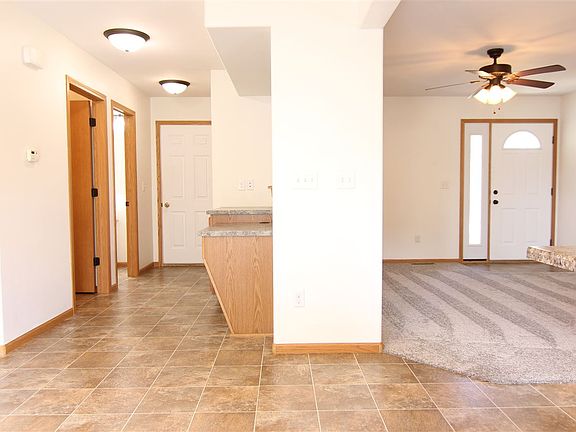 3rd image of 5005 Algonquin Dr APT 1