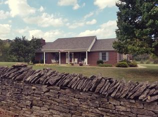 101 Bradburn Ct, Frankfort, KY 40601