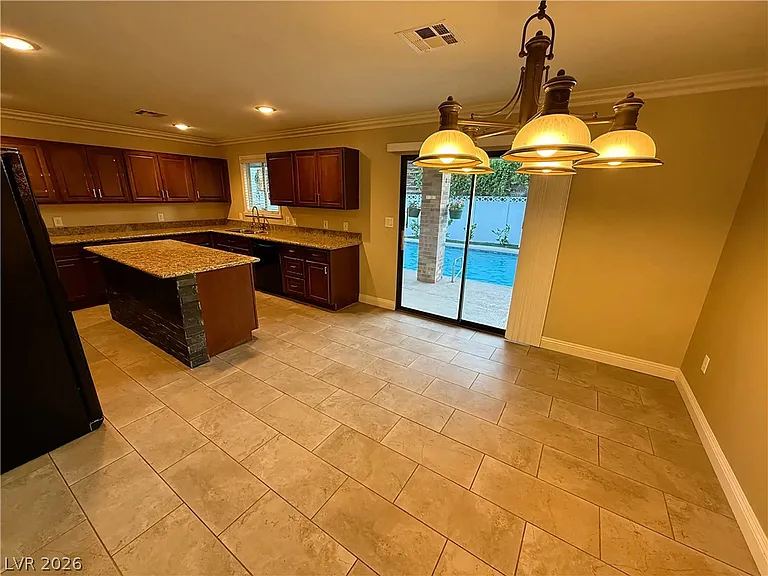 3875 Hoopa Ln — Photo 6