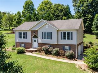 113 Cypress Ln, Granite Falls, NC 28630