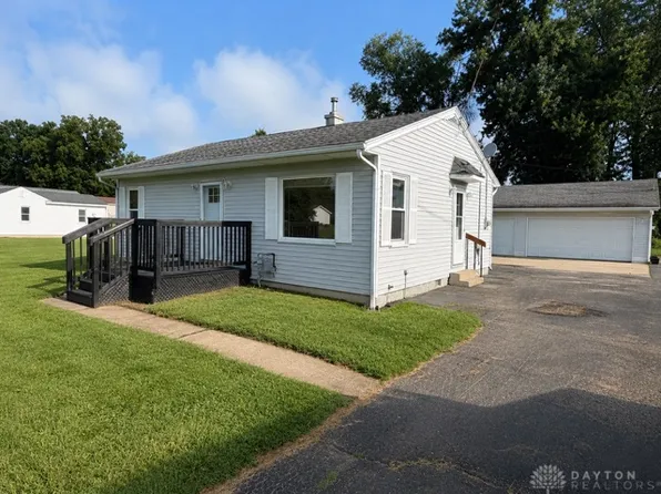 134 Fairview Dr, Carlisle, OH 45005