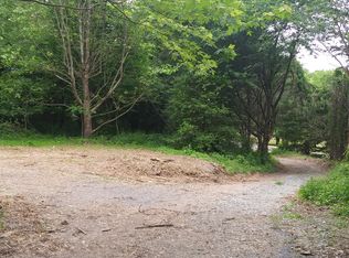 102 House Rock Rd, Pequea, PA 17565