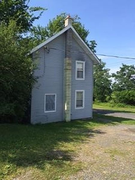 2nd image of 2670 PHILLIPS Road