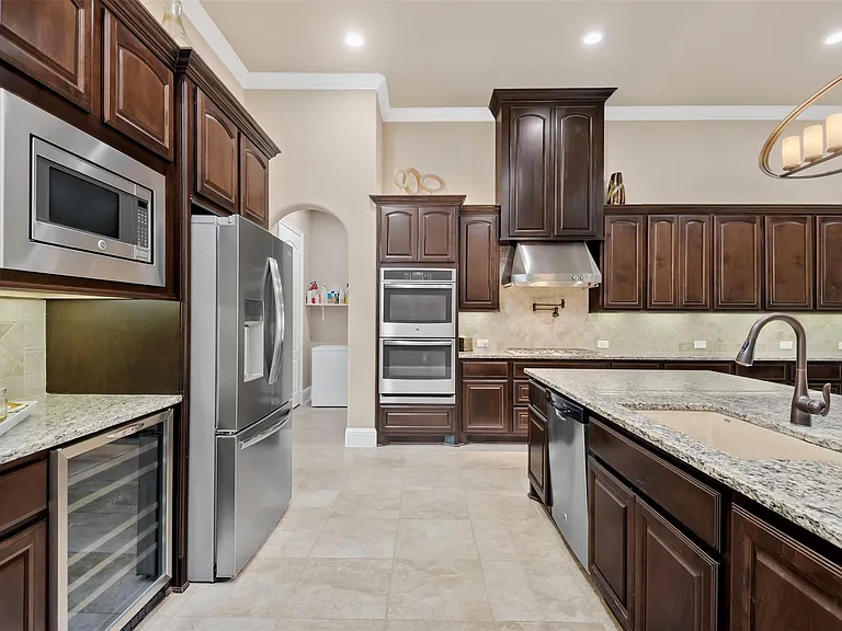3502 Gambel Dr — Photo 9