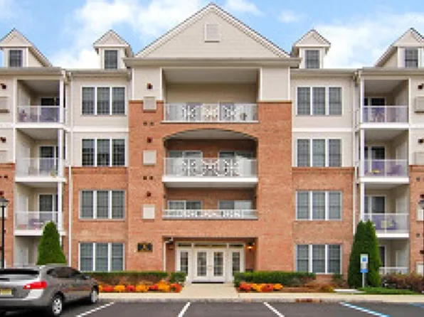 6213 Brookhaven Ct, Riverdale, NJ 07457