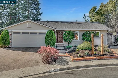 2045 McMillan Ct Photo 1
