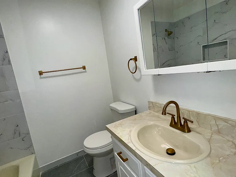 222 Chestnut Hill Ave — Photo 17