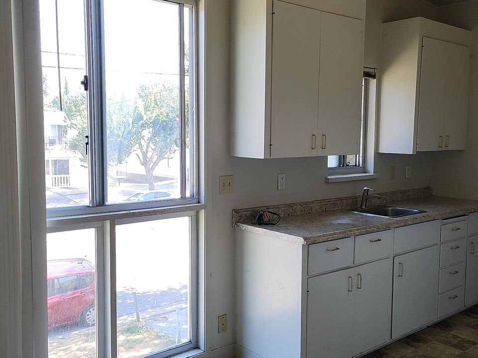 1st image of 431 S 11th St APT 9