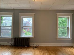 40 Union Ave APT 3, Schenectady, NY 12308