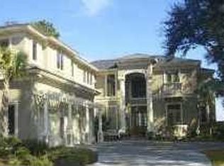 26 N Port Royal Dr, Hilton Head Island, SC 29928