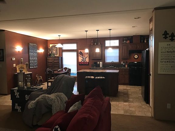 2nd image of 3455 Ivy Ln