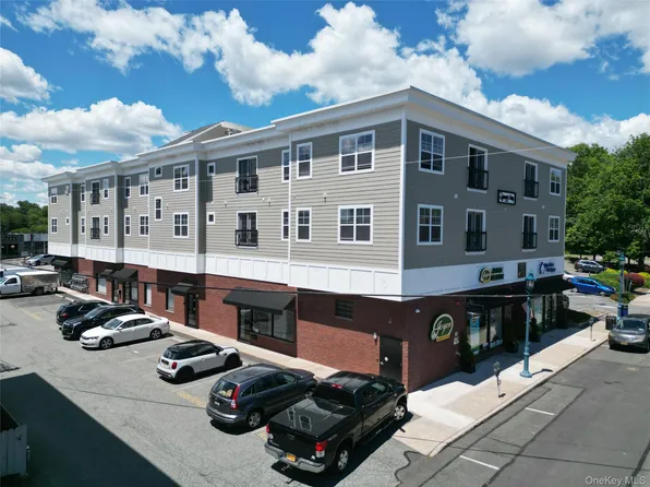 17 N William St, Pearl River, NY 10965